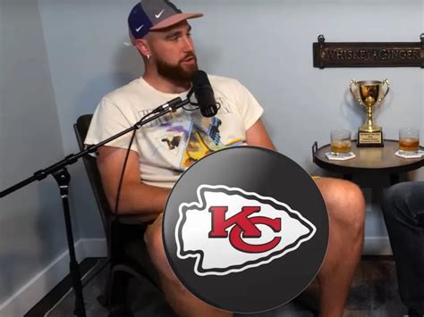 travis kelve naked|Travis Kelce Accidentally Let His Boys Slide Out, Flashing